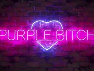 Cosplay mademoiselle har første kjønn film med en fan av purple streetwalker