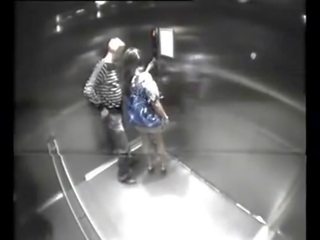 Нетерплячий libidinous пара ебать в elevator - 